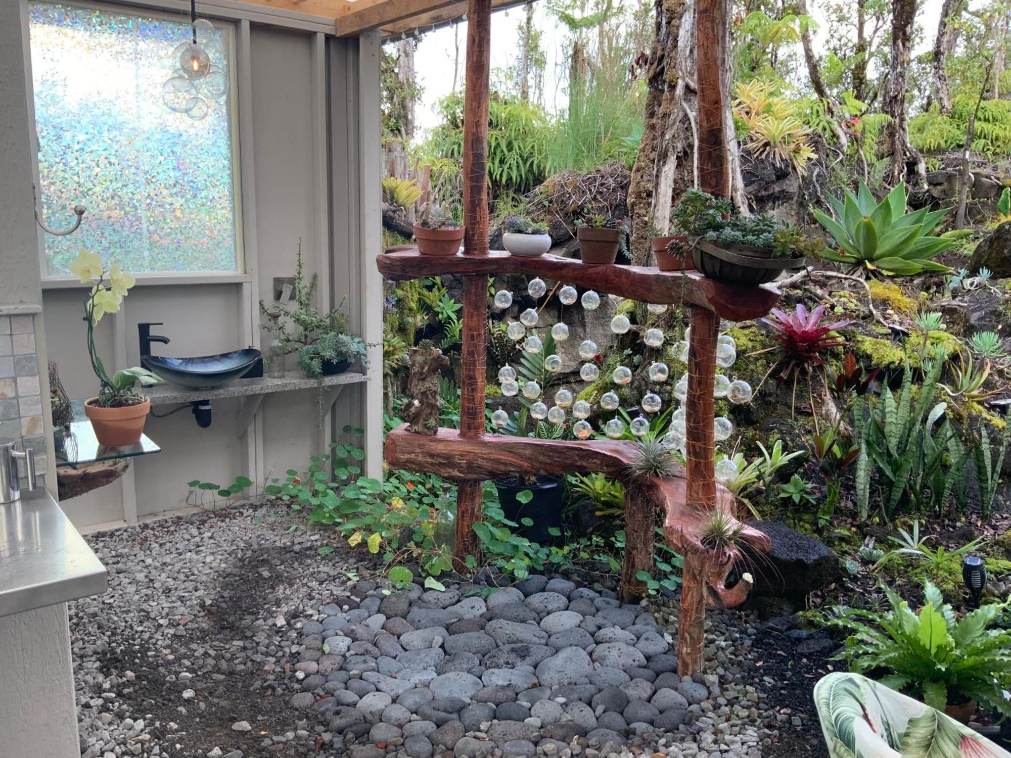 Exotic Garden Cottage At Amazing Volcano Fissure Mountain View Exterior photo
