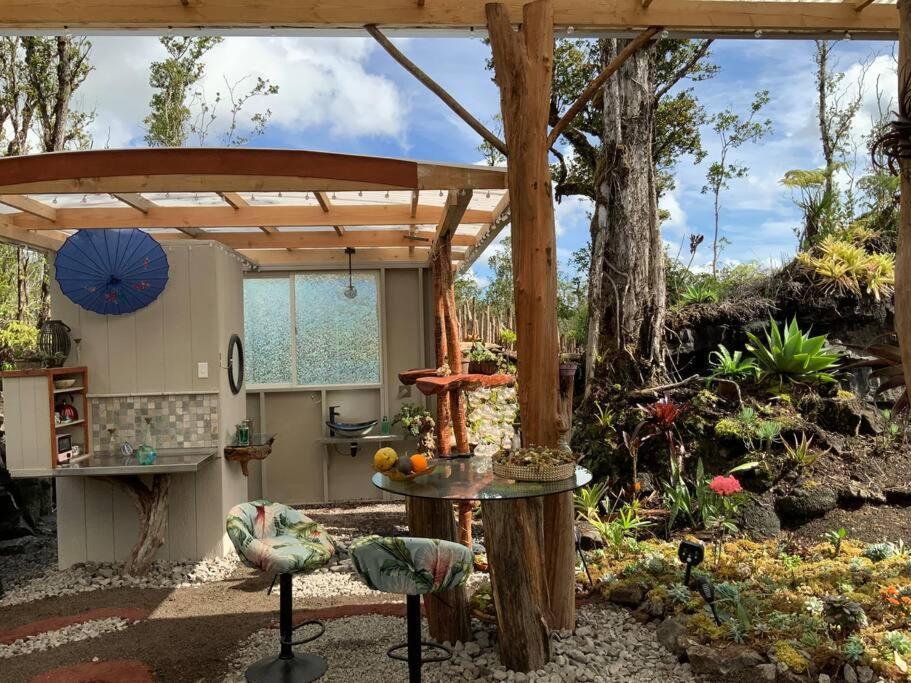 Exotic Garden Cottage At Amazing Volcano Fissure Mountain View Exterior photo